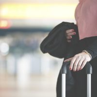 深入真相比較，國內、國外業務怎麼選？