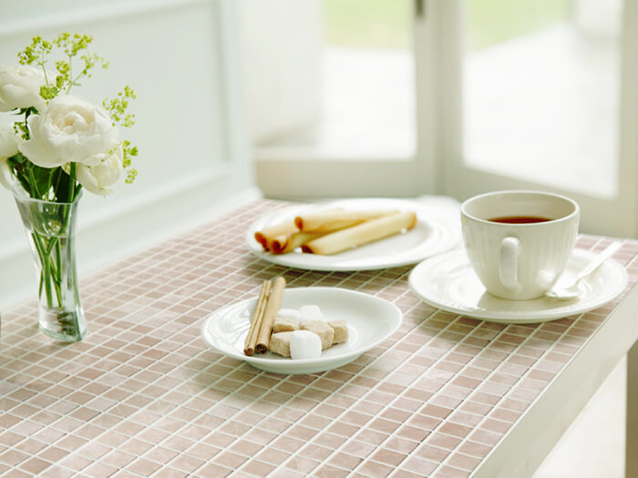 living-refresh-your-home-using-small-amount-of-tiles-6