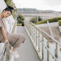 秋日微涼穿搭｜用同色系打造四種「優雅辣」