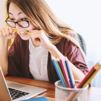 【職場心理學】工作上作風低調的你，老闆對你的貢獻成績一無所知？