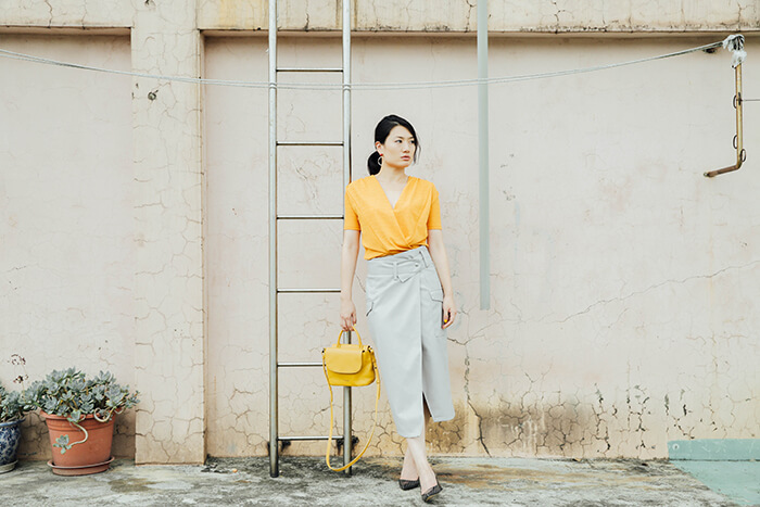 outfit-wear-yellow-to-work-01